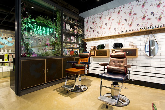 WHY CX? THE IMPORTANCE OF CUSTOMER EXPERIENCE IN RETAIL