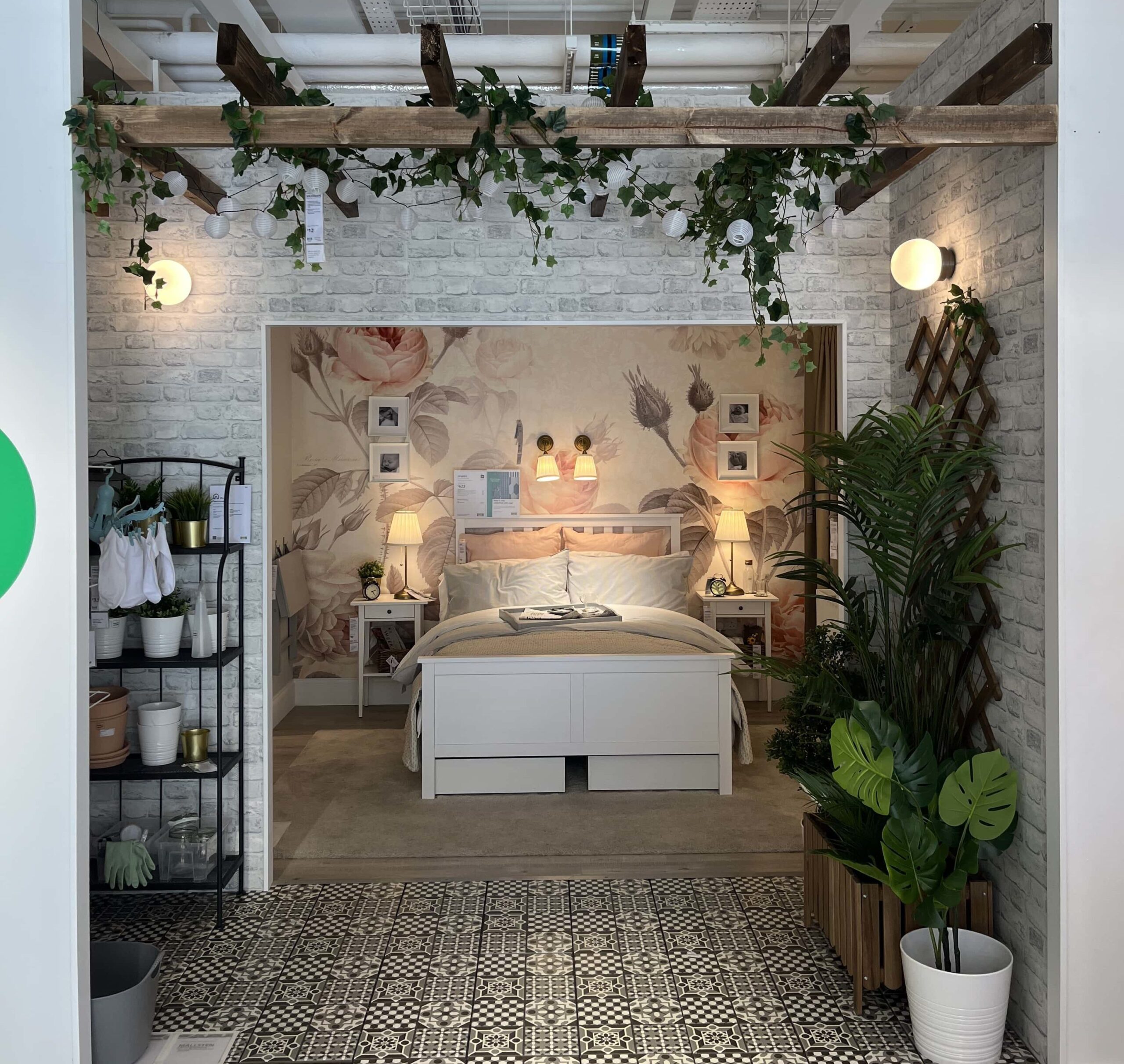 digital in retail stores