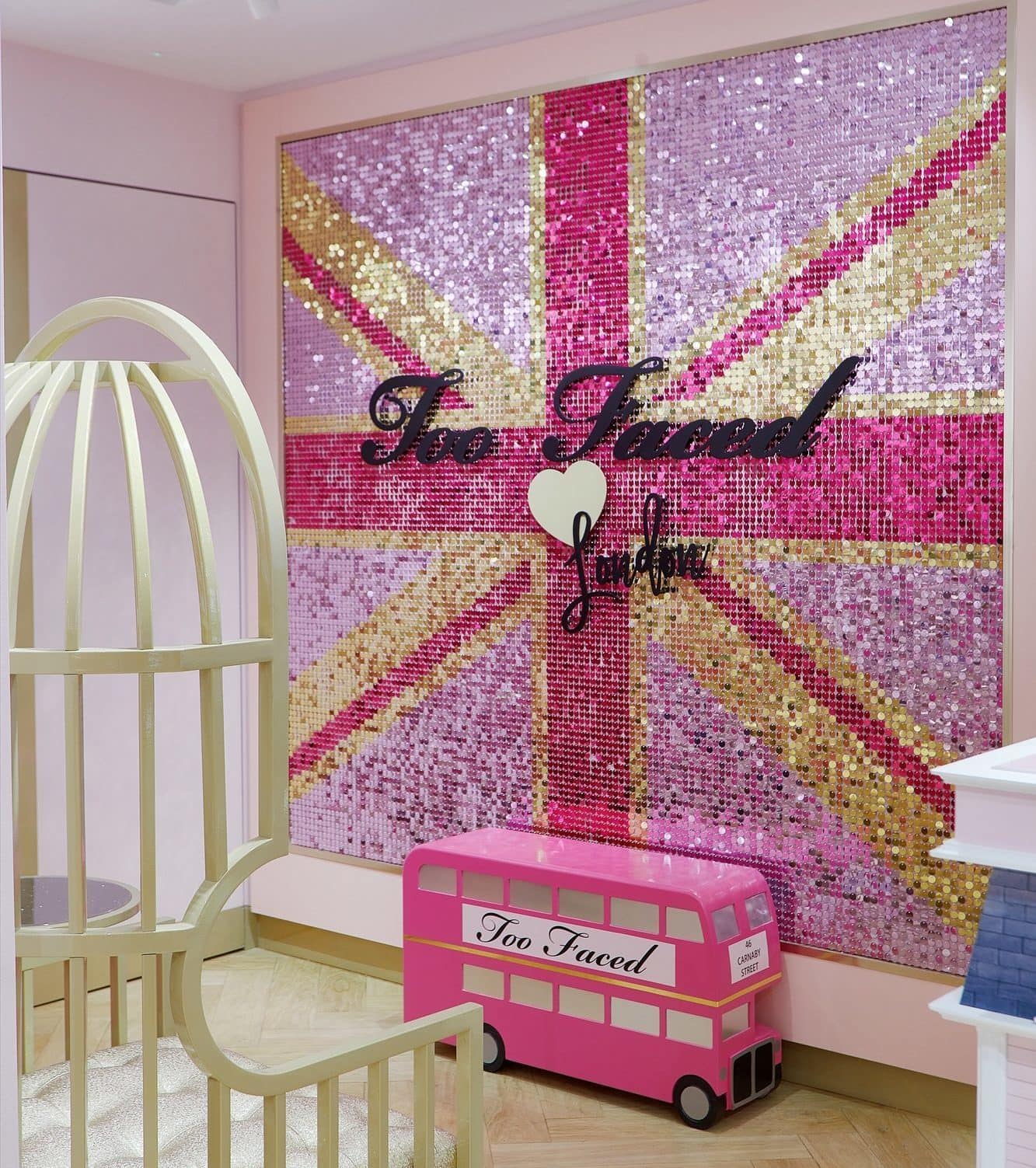 digital in retail stores