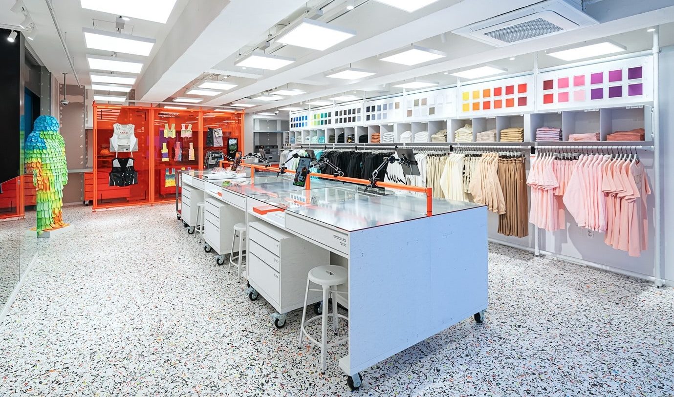 NikeStyle Store – contemporary maximalist design